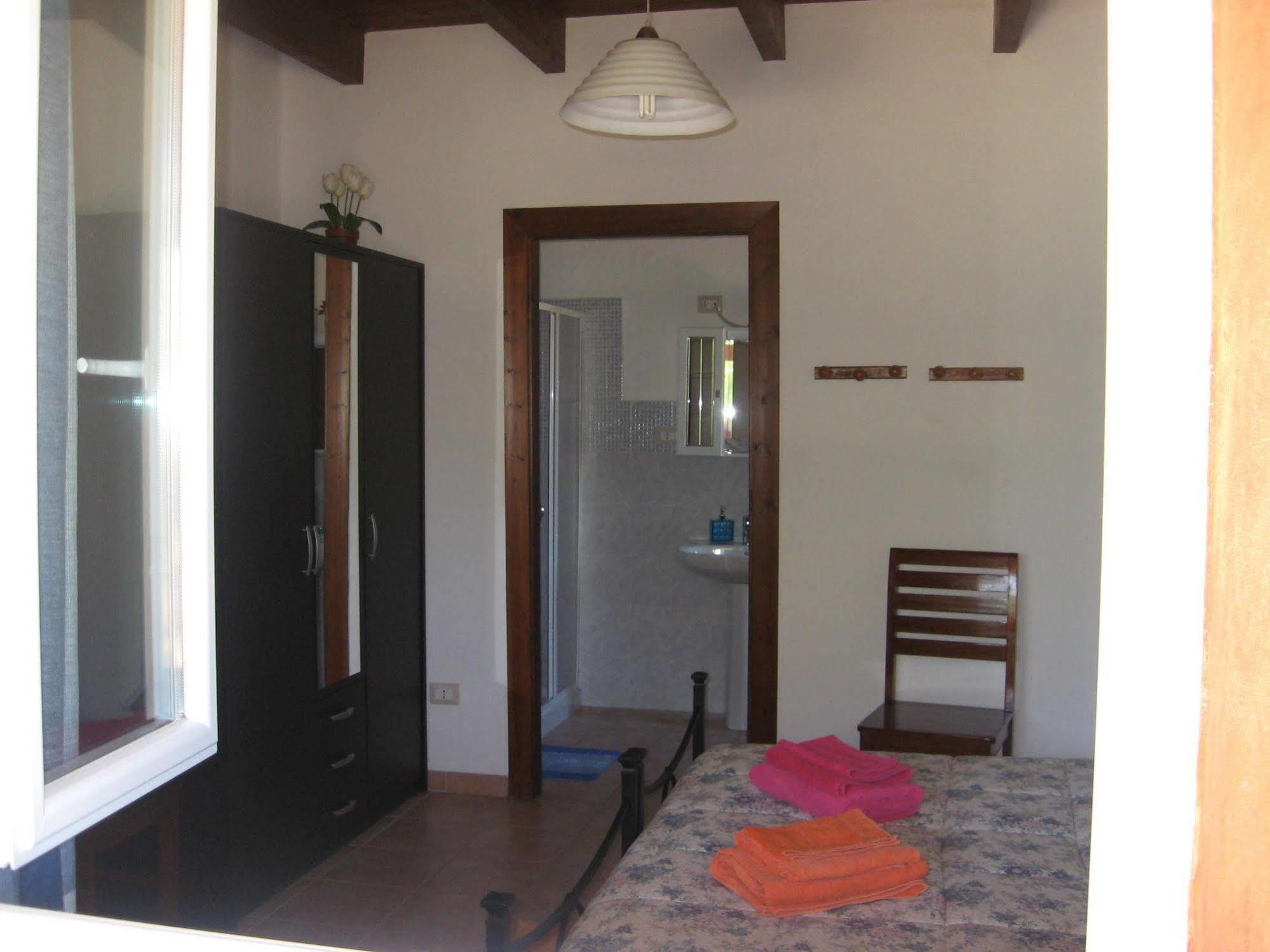 Agriturismo La Barca In Secca Olmedo Exterior photo